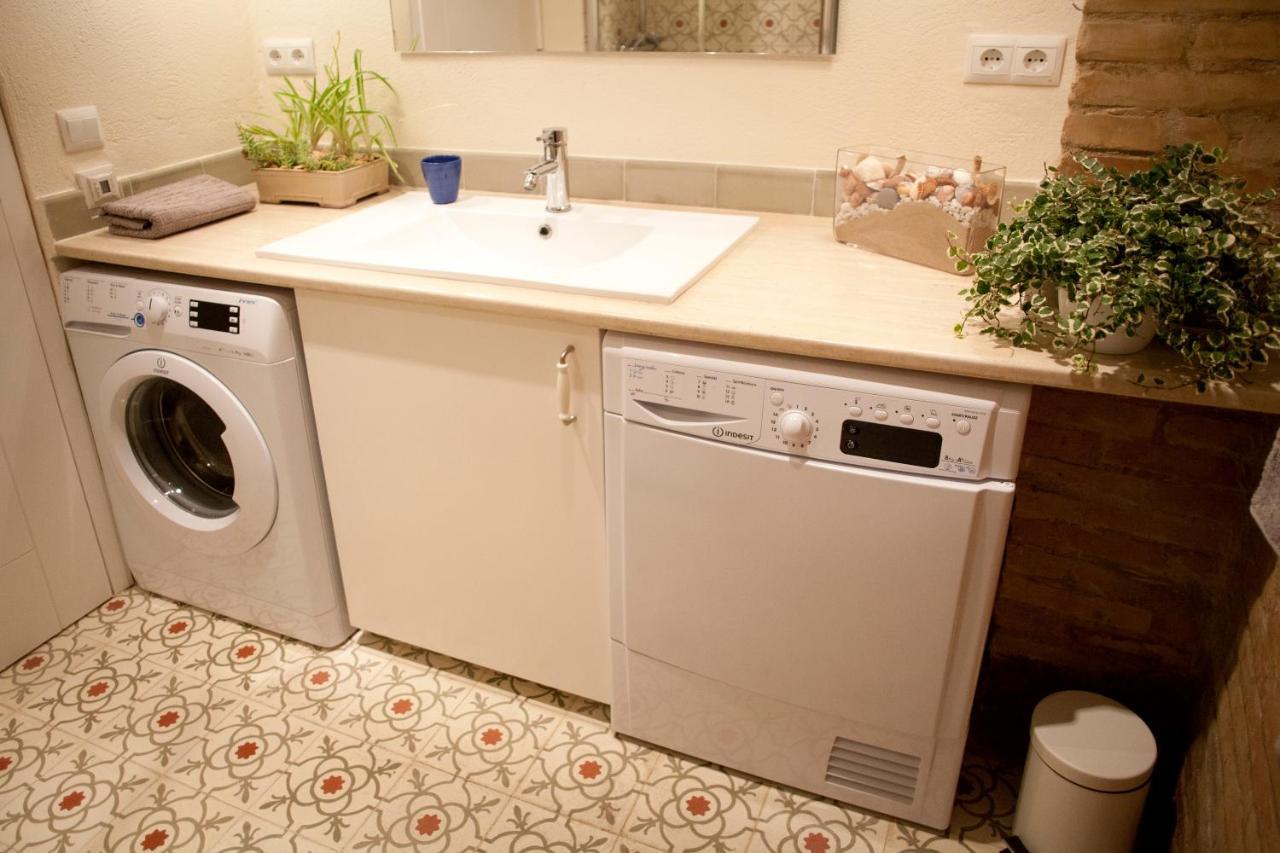 Authentic Charming Apartment/Wifi/Air Conditioning バレンシア エクステリア 写真